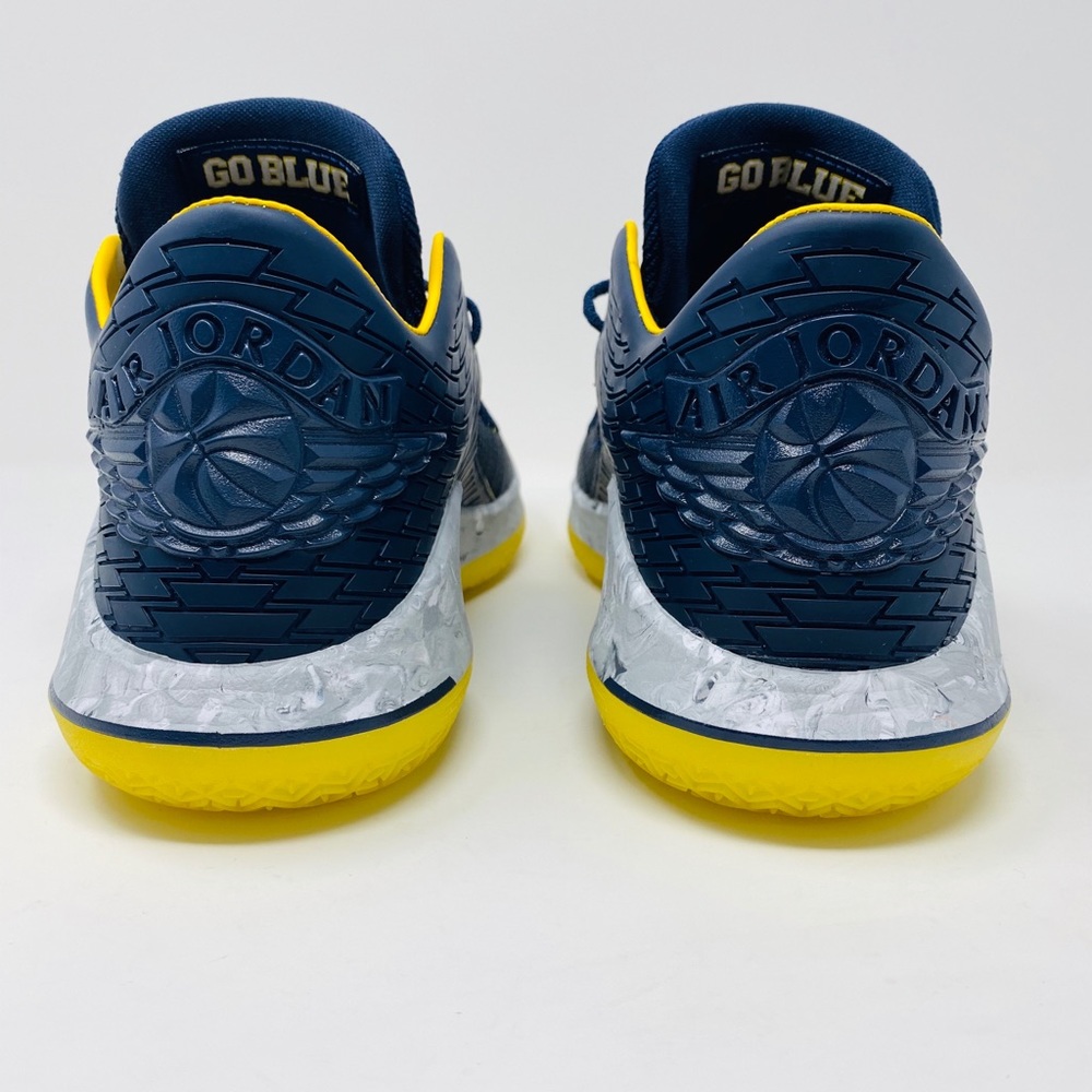 Jordan XXXII 32 Michigan Edition - Picture 3 of 7
